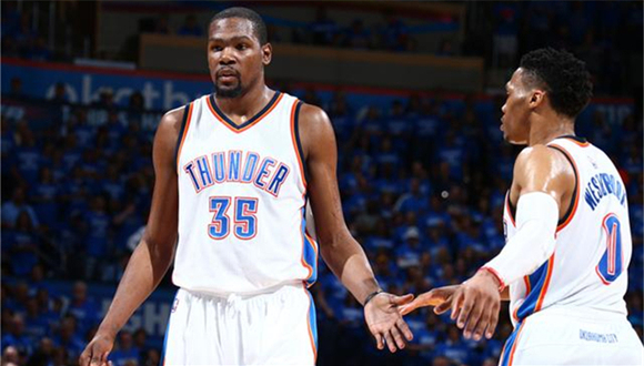  雷霆双少合砍八十五分擒老鹰  