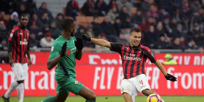  AC米兰中场引援锁定德甲天才埃基蒂克  